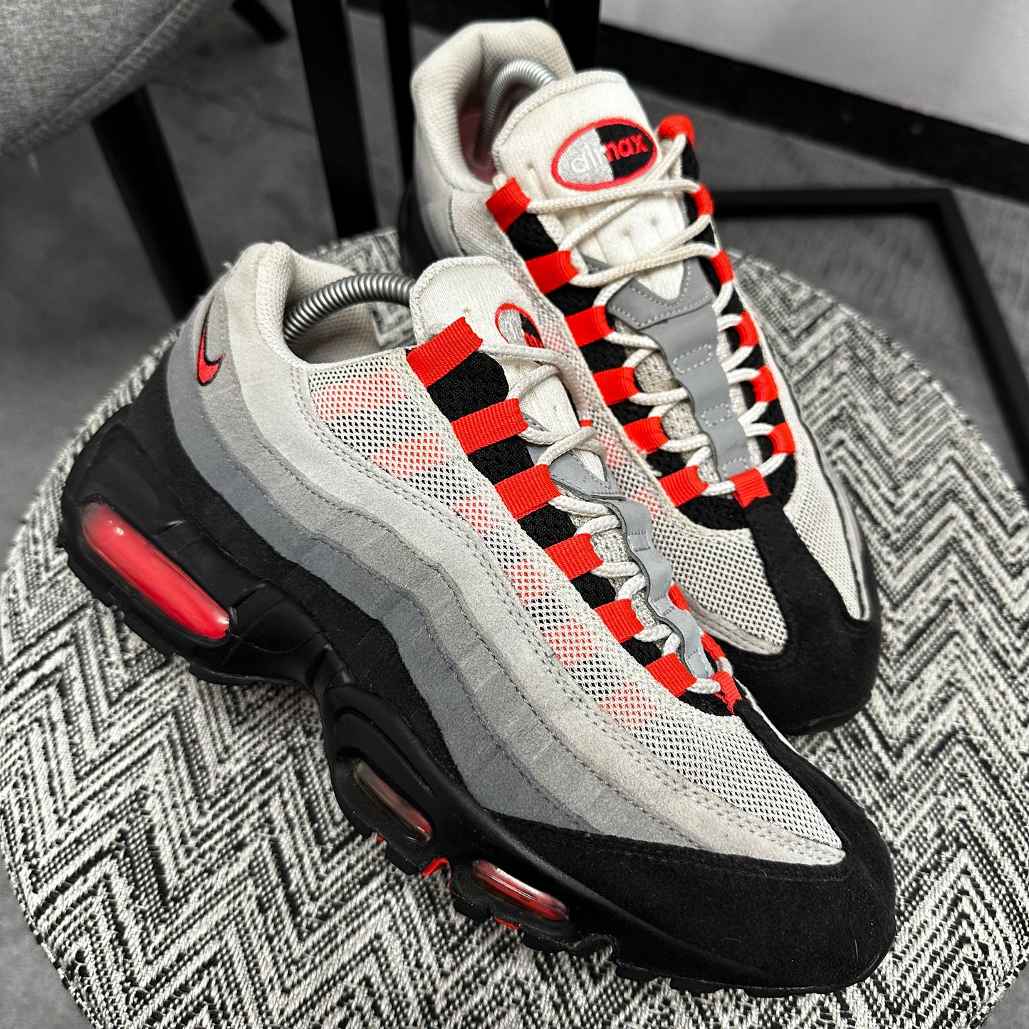 Used Air Max 95 Solar Red OG (2013)