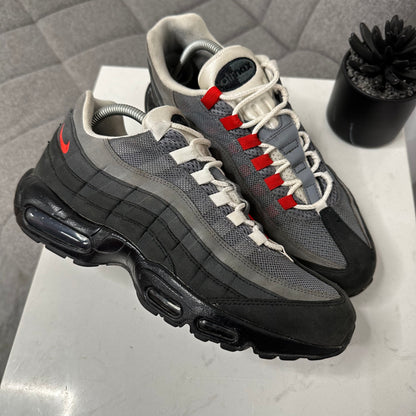 Used Air Max 95 By You Black/White/Red