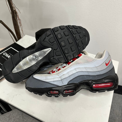 Used Air Max 95 'ID' 3M Red