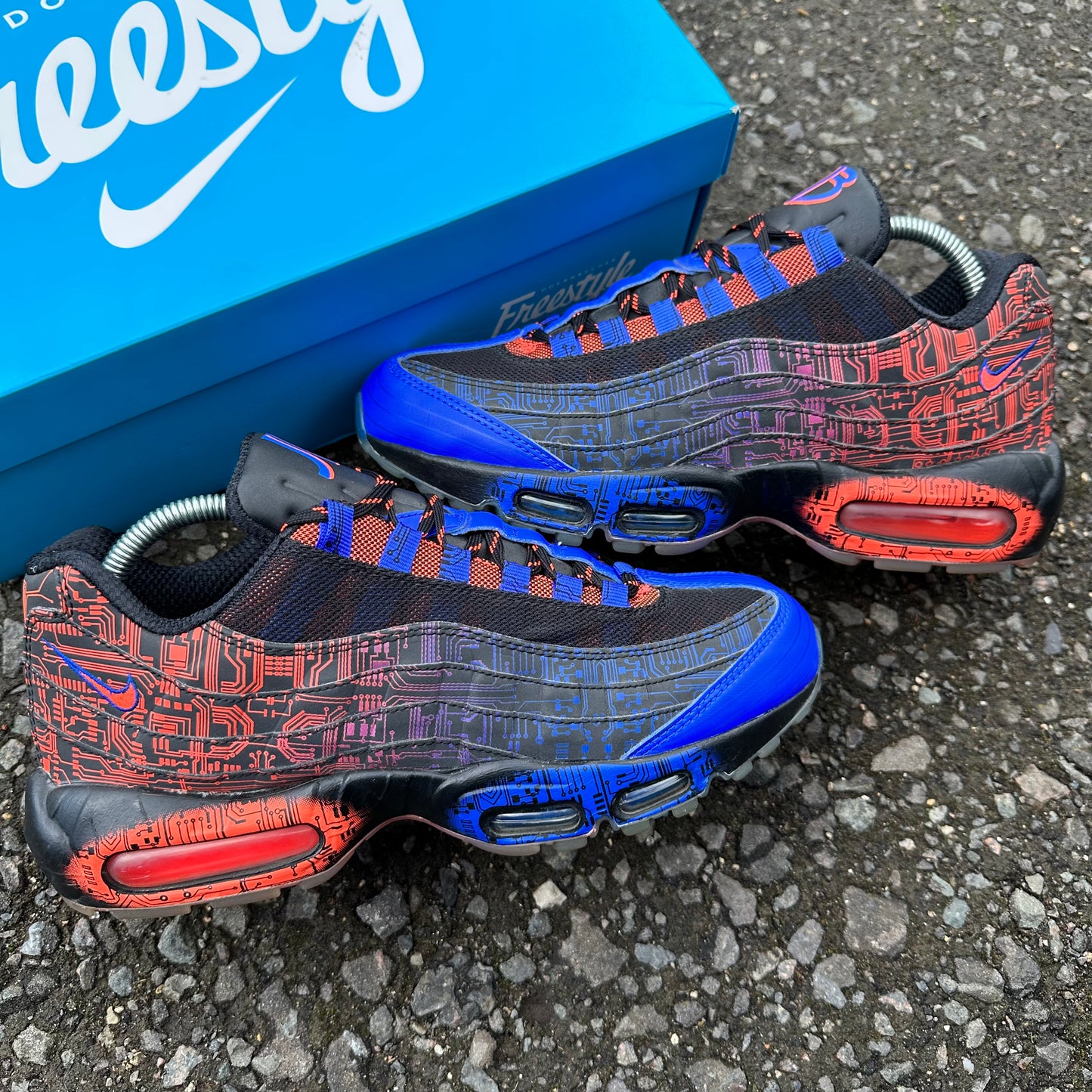 Used Air Max 95 Doernbecher (UK7.5 UNBOXED)